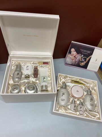 Set dưỡng trắng da hoàng cung Whoo Radiant White 2 tầng 13 món