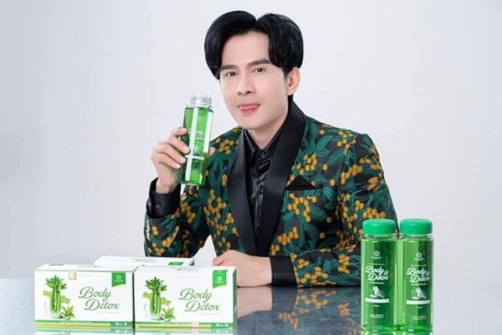 Bột cần tây Body Detox Kohinoor Giúp da Sáng Dáng Xinh