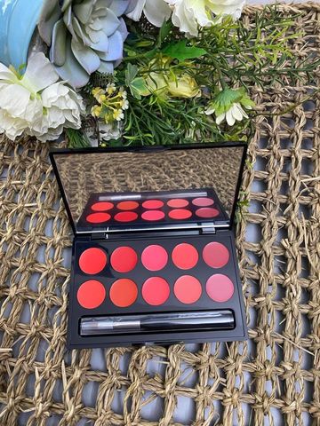 Bảng Son Ohui Rouge Real Palette 10 Màu - Chất Lượng Cao, Độ Ẩm Tối Ưu, Đặc Biệt Tươi Tắn, Thời Trang Cho Mọi Dịp