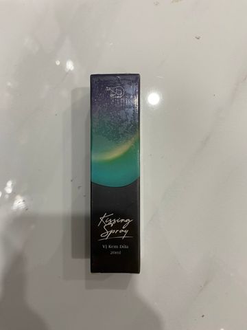 Kissing Spray Xịt thơm miệng Vị Kem Dừa - Loli & The Wolf