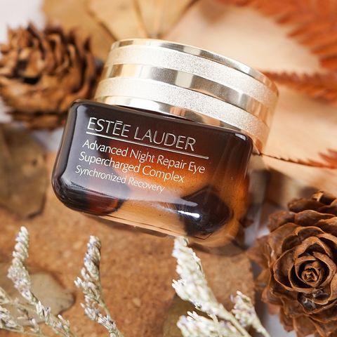 Kem Dưỡng Mắt Estee Lauder Dạng Gel Hỗ Trợ Giảm Thâm Mắt 15ml