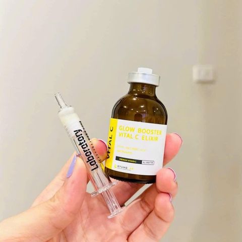 Huyết Thanh Tái Sinh Tế Bào Da Kyung Lab Glow Booster Vital C Elixir 30ml - Serum Dưỡng Trắng, Chống Lão Hóa, Phục Hồi Da Tươi Trẻ