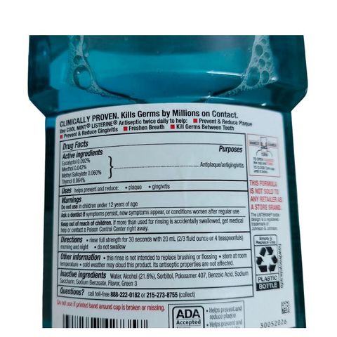 Nước súc miệng Listerine Cool Mint 1000ml giúp hơi thở thơm mát