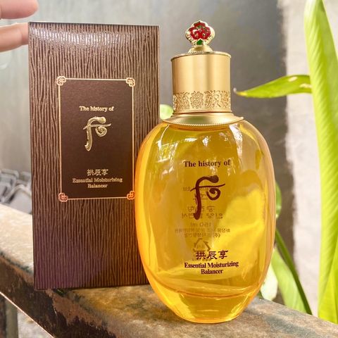 Nước Hoa Hồng Whoo Gongjinhyang Essential Moisturizing 150ml