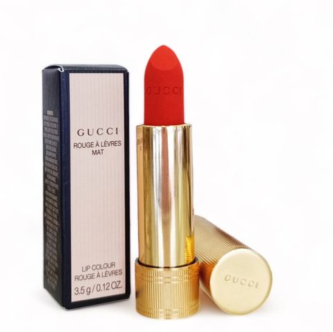 Son Lì Gucci Rouge À Lèvres Voile Mat Màu 500 Odalie Red – Đỏ Cam