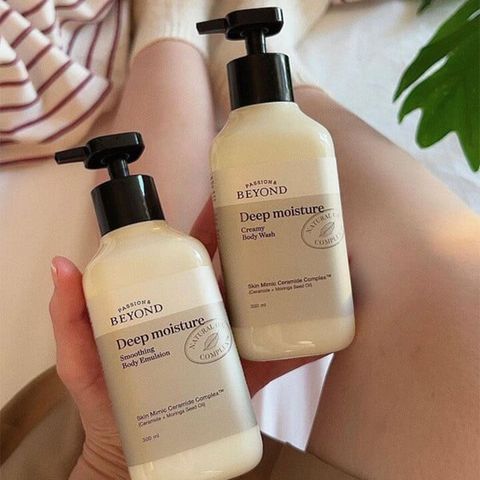 Sữa Tắm Dưỡng Ẩm Beyond Deep Moisture Body Wash 300ml - Sạch Sâu, Cấp Ẩm, Mùi Hương Quyến Rũ, Phù Hợp Với Mọi Loại Da