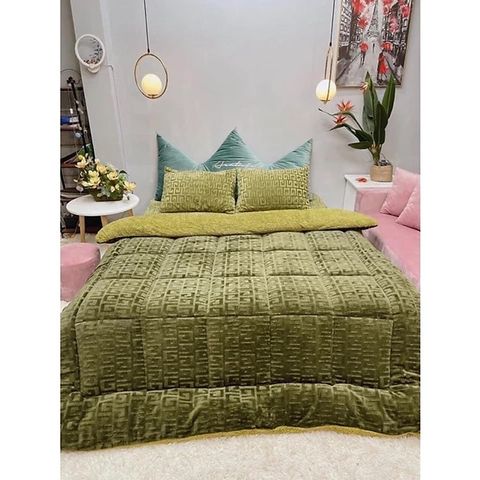 Chăn Lông Cừu Chữ Vạn Dày 3 lớp - Chăn ấm, mềm mại, không gây dị ứng, lý tưởng cho mùa đông từ thương hiệu Yuki Nhật Bản