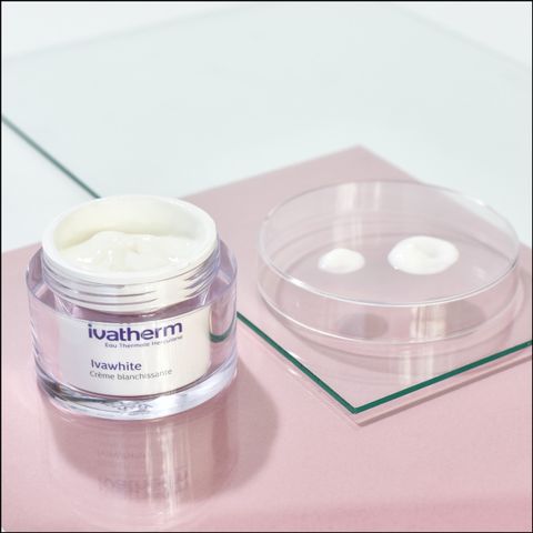 Kem Trị Nám Ivatherm Ivawhite 50ml - Dưỡng Trắng Da, Giảm Nám Sạm, Chống Lão Hóa Với Thành Phần Wonderlight & Niacinamide