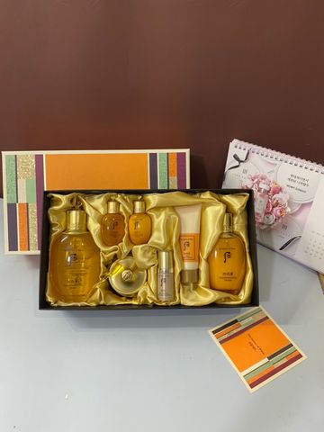 Bộ Dưỡng Ẩm Cao Cấp Whoo Vàng Gongjinhyang Special Set 7 Sản Phẩm - Chăm Sóc Da Chống Oxy Hóa, Phù Hợp Mọi Loại Da