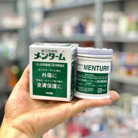 Dầu Cù Là Nhật Bản Omi Menturm 85g - Giảm Đau, Ngứa, Cảm Lạnh, Ho, Đau Nhức Cơ Thể, Sản Phẩm Gia Đình Hữu Ích