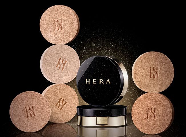 Bộ Phấn Nước Hera 5g và Phấn Phủ Hera 6g - Phấn Trang Điểm Dưỡng Ẩm, Kiềm Dầu, Chống Nắng SPF34/PA++ Cho Làn Da Hoàn Hảo
