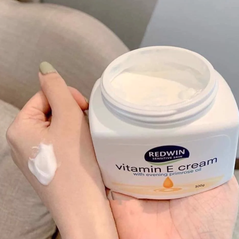 Kem Dưỡng Da Redwin Vitamin E Cream 300g - Giúp Dưỡng Ẩm S гầu, Mịn Da và Ngăn Ngừa Lão Hóa - Hàng Nhập Khẩu Chính Hãng Úc