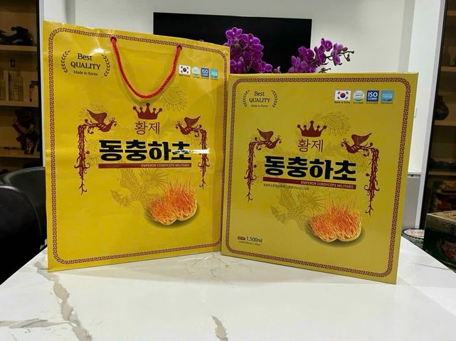 Nước Đông Trùng Hạ Thảo Hoàng Đế Hàn Quốc - Hộp 30 Gói 70ml, Tăng Cường Sức Khỏe, Bổ Sung Dinh Dưỡng Tự Nhiên