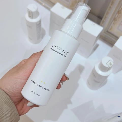 Toner Tẩy Tế Bào Chết Vivant Normalizing Tonic 118ml - Giải Pháp Cho Da Dầu Mụn, Cân Bằng, Làm Sáng, Làm Mềm Da