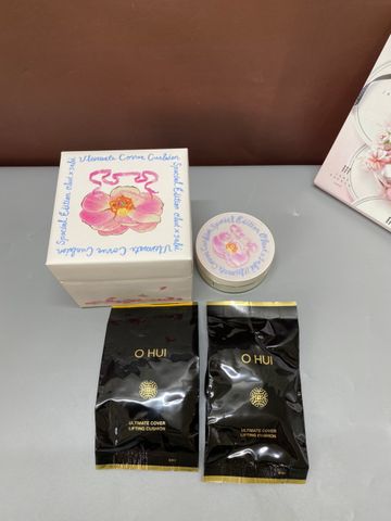 Phấn chống nắng cấp ẩm bản giới hạn Ohui Saki Ultimate Cover Cushion