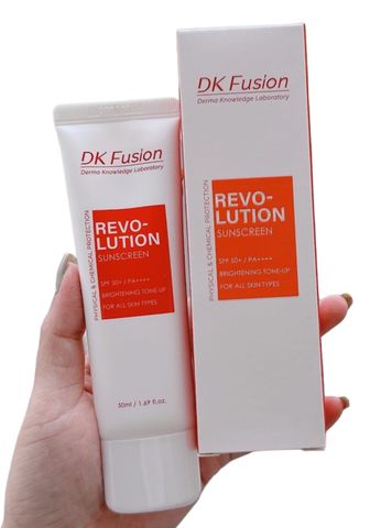 Kem Chống Nắng DK Fusion 50ml Hàn Quốc - 3in1 Chống Nắng, Nâng Tone, Dưỡng Da - SPF50+ PA++++ Bảo Vệ Da Tối Ưu