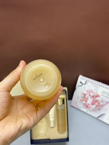 Set Sữa Rửa Mặt Ohui The First Chất Lượng Cao - Chứa Tinh Chất Vàng, Chống Oxy Hóa, Làm Sạch, Giúp Da Mịn Màng, Tươi Trẻ