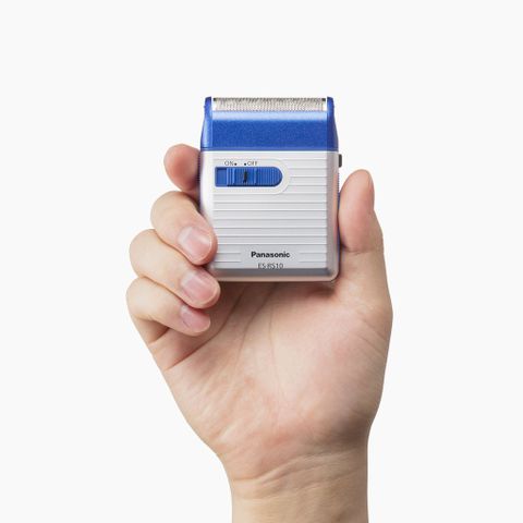 Máy cạo râu Panasonic ES-RS10-A Nhật Bản - Thiết kế nhỏ gọn, lưỡi cạo mịn, pin AA, màu trắng - xanh - đỏ, phù hợp cho da nhạy cảm