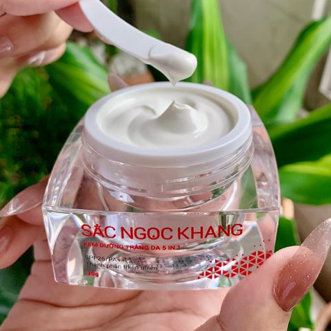 Kem Dưỡng Trắng Da Ban Ngày 5in1 Sắc Ngọc Khang 30ml - Làm Sáng Da, Chống Nắng SPF25/PA++, Dưỡng Ẩm, Thiên Nhiên, Làn Da Rạng Rỡ