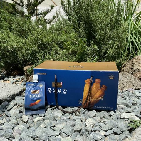 Hồng Sâm Bảo Giám Cao Cấp Chunho Ncare - Nước Hồng Sâm 6 Năm Tuổi, 30 Gói x 80ml, Tăng Cường Sức Khỏe, Giảm Mệt Mỏi