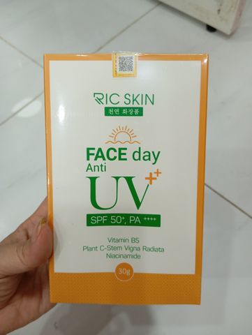 Kem Chống Nắng Ric Skin Face Day Anti UV++ Kohinoor - Bảo Vệ Da Mặt, Dưỡng Trắng, Chống Nắng Nước, Phù Hợp Mọi Loại Da