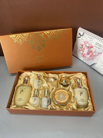 Bộ Dưỡng Da Whoo Tái Sinh Cheongidan Hoa Hiên - Set 8 Món Chăm Sóc Da Cao Cấp, Tinh Chất Dưỡng Trắng, Sáng Da Rạng Rỡ