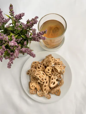 Trà Củ Sen Hương Sao Vàng Hạ Thổ 500gr - Trà Dưỡng Sinh Từ Củ Sen Tươi, An Thần, Cải Thiện Giấc Ngủ, Sức Khỏe Tự Nhiên