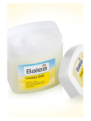 Kem Nẻ Balea Vaseline 125ml - Dưỡng ẩm da tuyệt vời, bảo vệ da khỏi nứt nẻ, sản phẩm chăm sóc cơ thể nội địa Đức.
