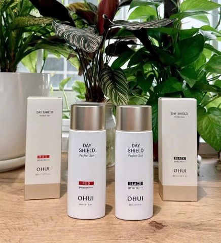Kem Chống Nắng Ohui Day Shield Perfect Sun SPF50+/PA++++ 80ml - Bảo Vệ Da, Ngăn Ngừa Tình Trạng Đổ Dầu, Dưỡng Ẩm Tự Nhiên