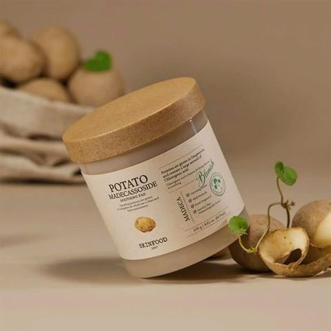 Toner Pad SKINFOOD Khoai Tây Madecassoside 250g - Làm Dịu Da, Cải Thiện Sắc Tố Da, Phù Hợp Cho Da Không Đều Màu