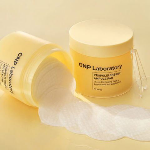 Tẩy Da Chết CNP Propolis Energy Ampoule Pad 100m - Giúp Da Sáng Mịn, Căng Bóng, Phù Hợp Với Mọi Loại Da