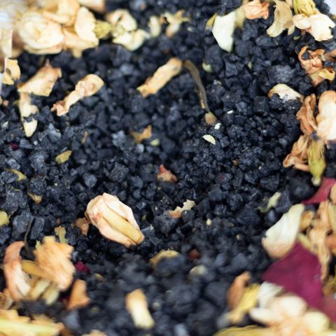 Muối Ngâm Chân Tabaha 500g - Tự Nhiên Khử Mùi Hôi, Giảm Căng Thẳng, Chăm Sóc Da Chân Mềm Mại, Thư Giãn Hiệu Quả