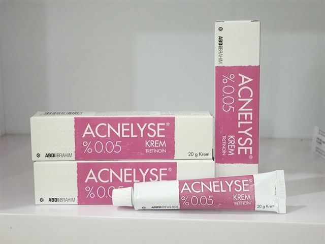 Kem hỗ trợ cải thiện mụn, tái tạo da Acnelyse Krem 0,05% Date 11/2026