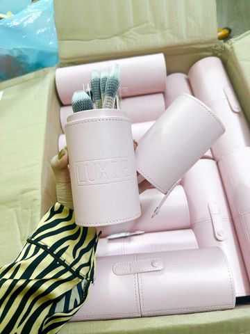 Bộ Cọ Trang Điểm Luxie Rose Gold - 7 Cây Cọ Sang Trọng Với Hộp Đựng Cute, Lớp Phủ Mỏng Mịn Tự Nhiên