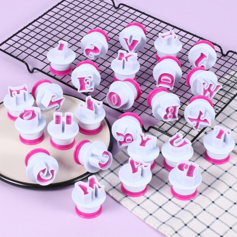 Khuôn Cookie, cutter, fondant, lò xo 26 chữ cái, 10 số – Mã số 1909