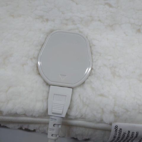 Đệm điện Medisana HU 672 Made in Germany