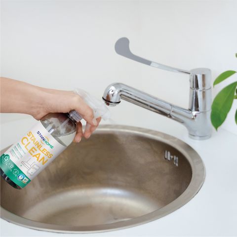 Xịt làm sạch bề mặt inox, thép không gỉ Stanhome Stainless Clean 500ml - Sạch bóng, loại bỏ dầu mỡ và vết bẩn hiệu quả