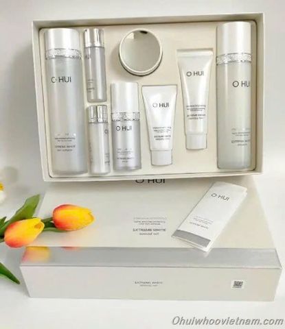 Bộ Kem Dưỡng Trắng Da Ohui Extreme White - Giải Pháp Làm Sáng Da, Cung Cấp Độ Ẩm và Dưỡng Chất Chuyên Sâu cho Da