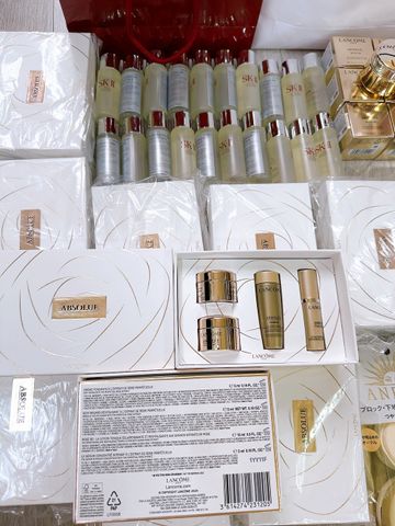 Set Dưỡng Da Lancôme Absolue 4 Món - Kem Dưỡng Ẩm, Serum, Nước Cân Bằng Tươi Mát, Giúp Da Sáng Mịn, Chống Lão Hóa