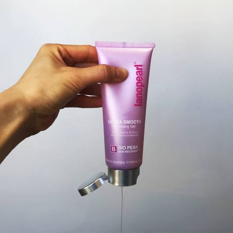 Sữa Rửa Mặt Lanopearl Ultra Smooth 100ml - Gel Làm Sạch Dưỡng ẩm Chiết Xuất Thiên Nhiên, Se Khít Lỗ Chân Lông