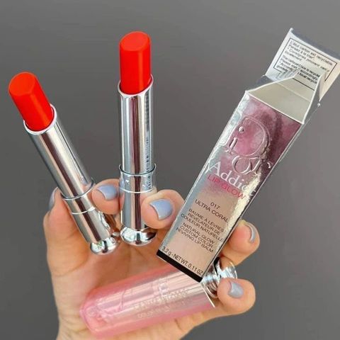 Son Dưỡng Dior Addict Lip Glow 017 Ultra Coral – Cam San Hô