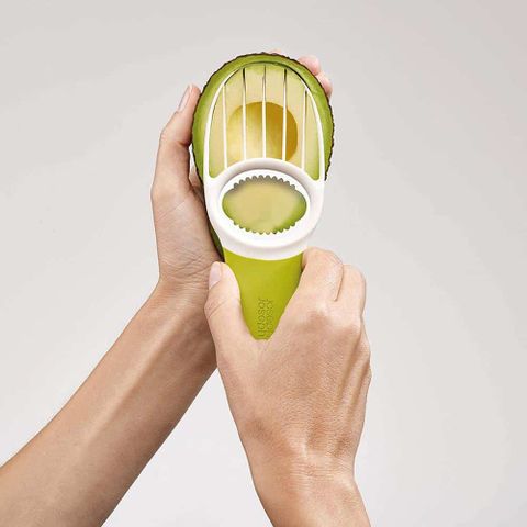 Dụng Cụ Cắt Trái Bơ 3 in 1 Joseph Joseph GoAvocado - Tiện Ích Bếp, Cắt Lát, Tách Hạt Dễ Dàng, Sản Phẩm Nhập Khẩu Đức