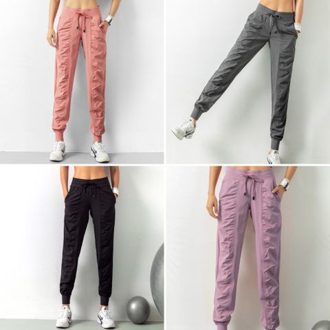 Quần Jogger Thể Thao Nữ Vải Dù Cao Cấp Thoáng Mát - Phong Cách Trẻ Trung, Năng Động, Thích Hợp Tập Luyện Và Đi Chơi