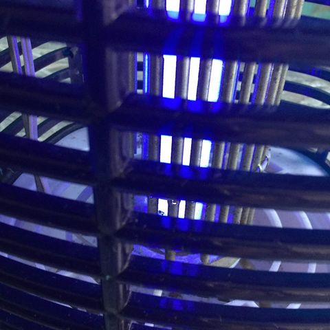 Đèn Diệt Ruồi Muỗi Gia Đình AOS KOREA SSK-10W - Hiệu Quả Trong Phạm Vi 50m2, Công Suất 10W, Bảo Hành 12 Tháng