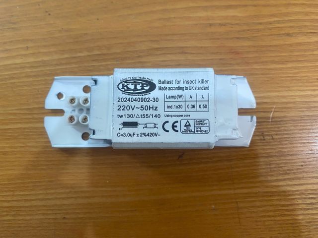 Đèn diệt côn trùng 30W Taiwan - Tăng phô bắt muỗi hiệu quả, bảo vệ không gian sống an toàn cho gia đình bạn.