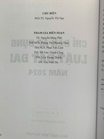 Chỉ Dẫn Áp Dụng Luật Đất Đai 2024 - Sách Pháp Luật Tư Pháp, 960 Trang, Nâng Cao Hiệu Quả Quản Lý Đất Đai Việt Nam