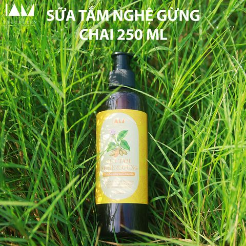 Sữa tắm thảo mộc nghệ gừng 500ml - Giảm ngứa, trị mụn lưng, chăm sóc da ẩm mượt, kháng khuẩn tự nhiên, phù hợp cho mọi lứa tuổi.