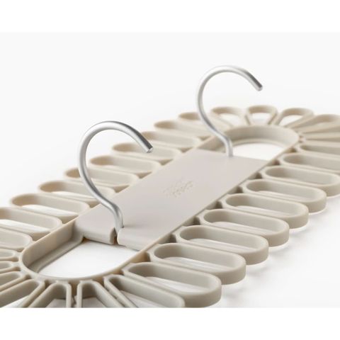 Móc Treo Đồ Nhỏ Hình Cánh Hoa Joseph Joseph 50052 - Móc Treo Thông Minh, Chứa Tới 32 Món Đồ Nhỏ, Tiết Kiệm Không Gian