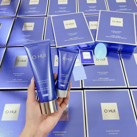 Set Sữa Rửa Mặt Giảm Mụn Ohui Clinic Science Deep Medi-Cleansing Foam - Cleanser Kiểm Soát Dầu, Phục Hồi Làn Da Sáng Khỏe 120ml + 40ml + Cọ Rửa