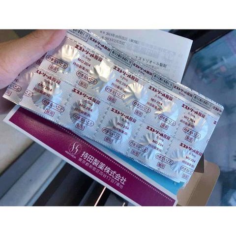 Viên đặt phụ khoa hỗ trợ cân bằng pH Estoril Nhật vỉ 10 viên
